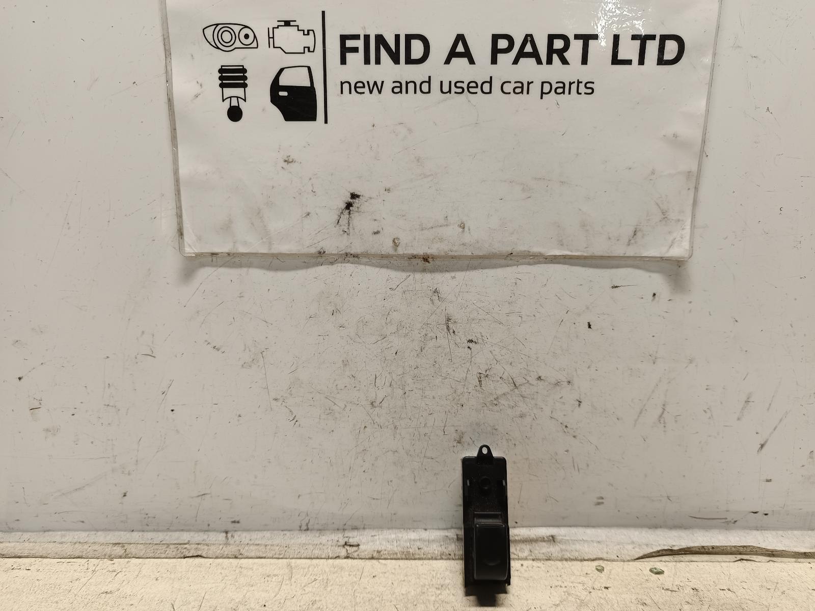 View Auto part Pwr Dr Wind Switch ISUZU MU 1997