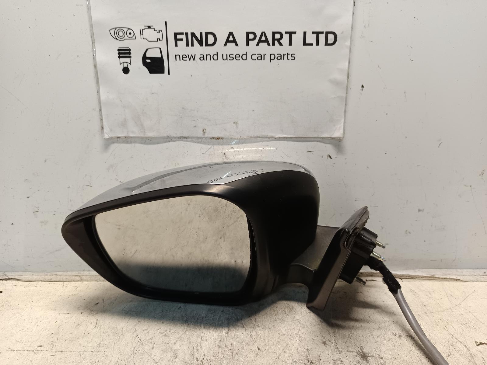 View Auto part Left Door Mirror NISSAN NAVARA 2017