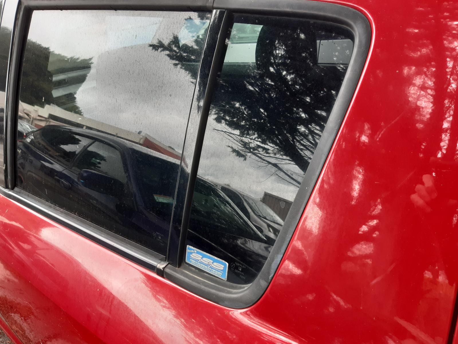 2005 SUZUKI SWIFT Right Front Window Reg/Motor Contact us for Photo