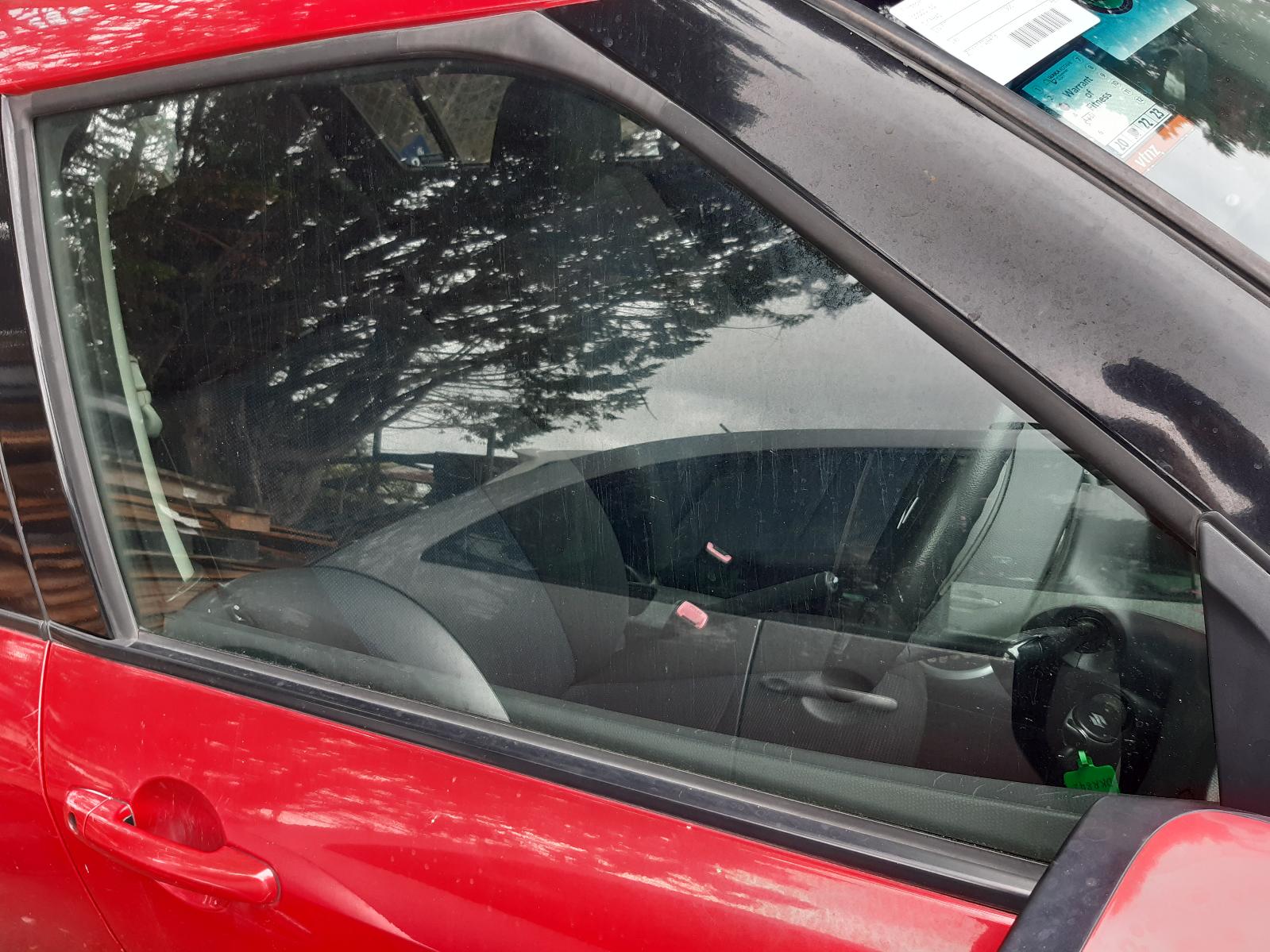 2005 SUZUKI SWIFT Right Front Window Reg/Motor Contact us for Photo
