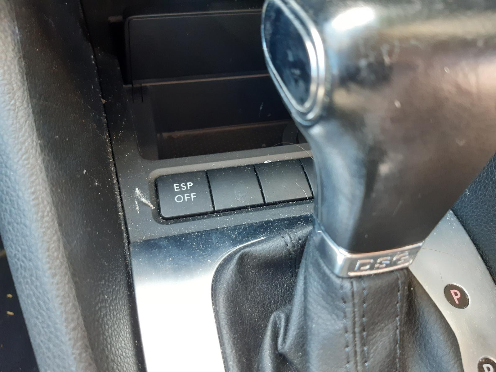 2010 VOLKSWAGEN GOLF R/Bar Bracket/Reinfo Contact us for Photo