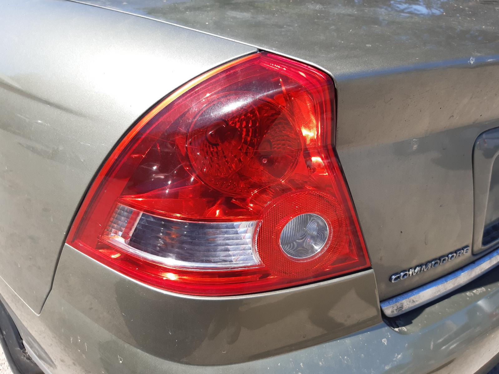 2004 HOLDEN COMMODORE Left Rear Wnd Reg/Motor Contact us for Photo
