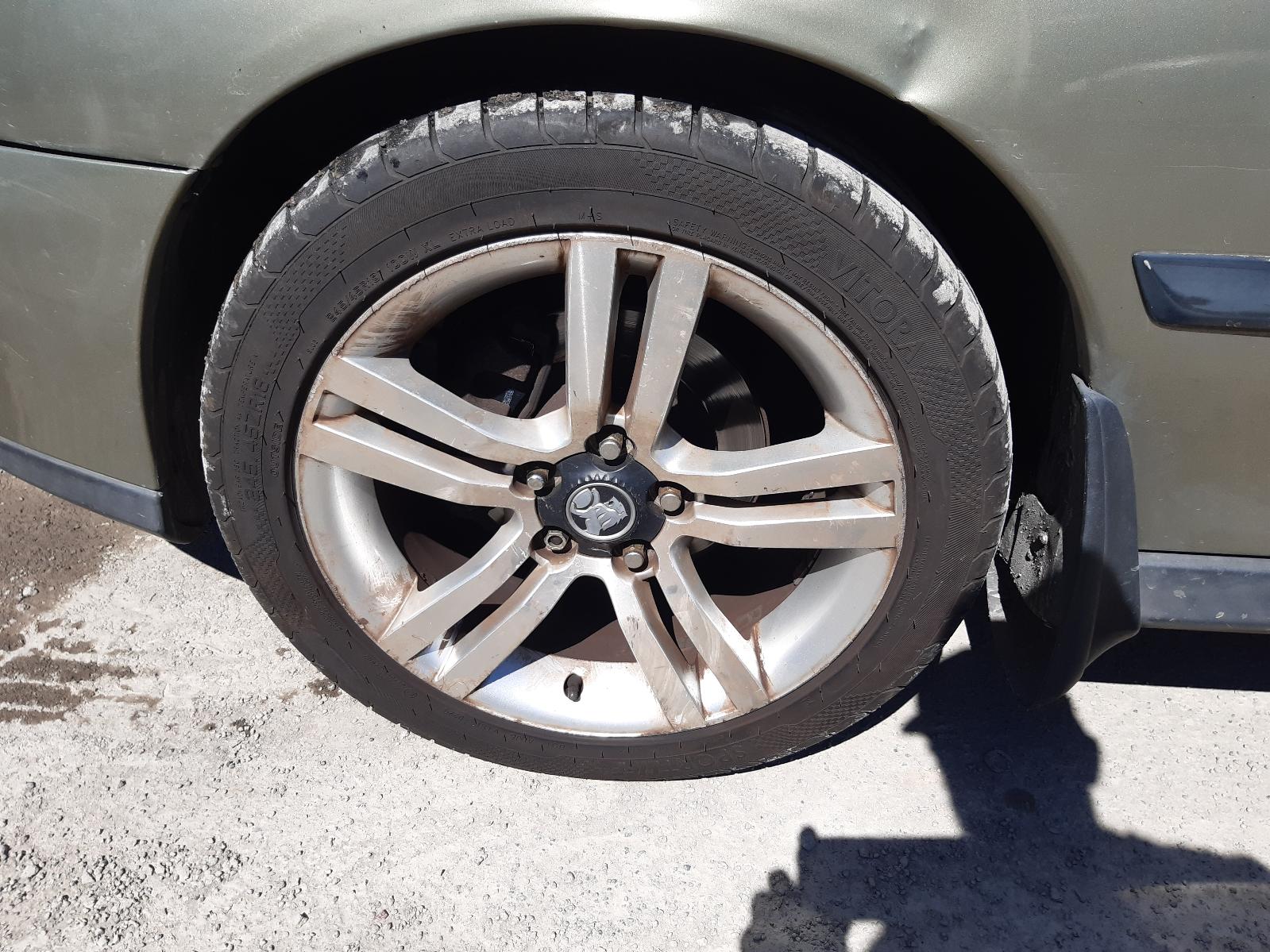 2004 HOLDEN COMMODORE Left Rear Wnd Reg/Motor Contact us for Photo