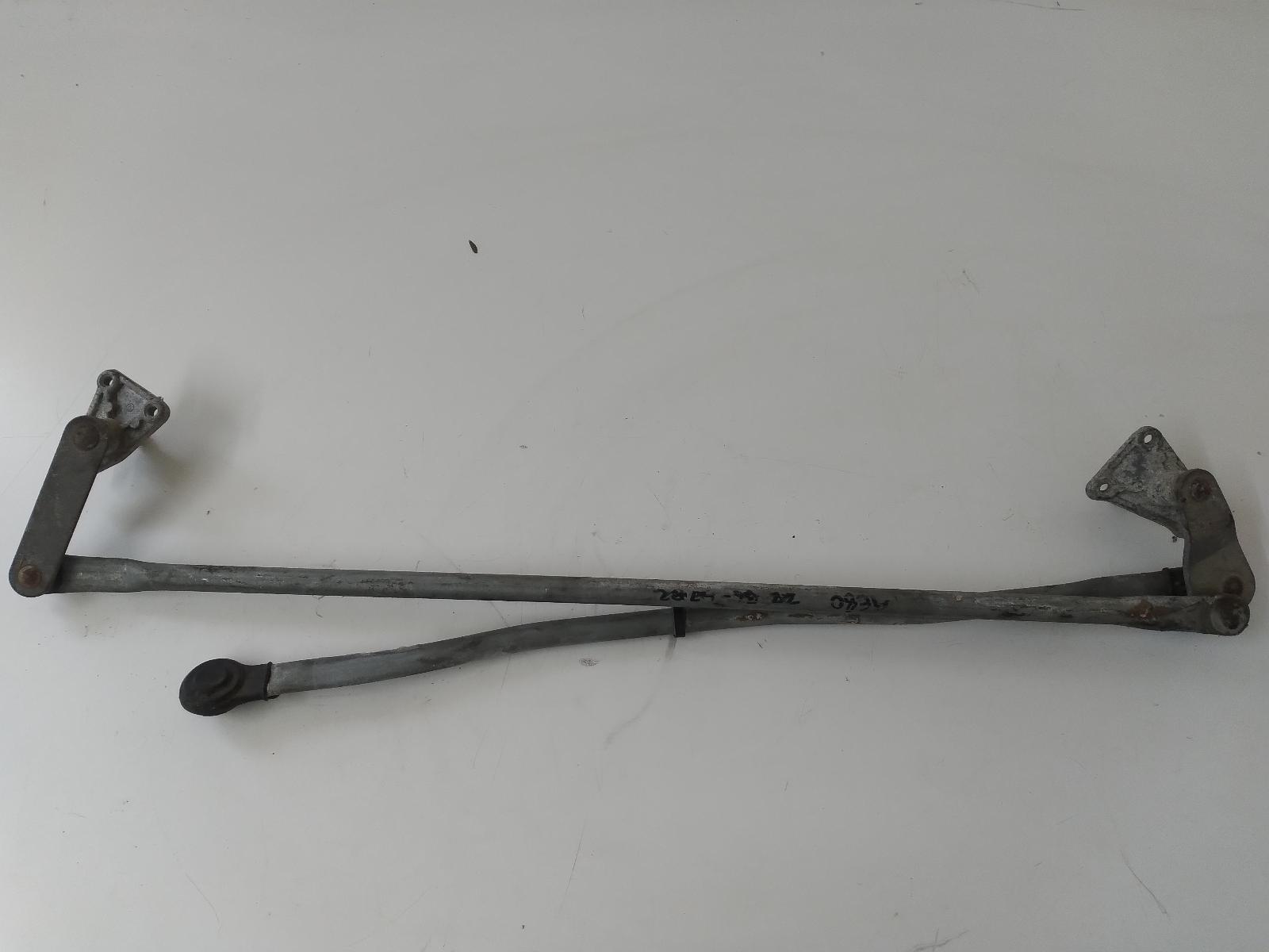 1986 TOYOTA COROLLA Wiper Linkage Contact us for Photo