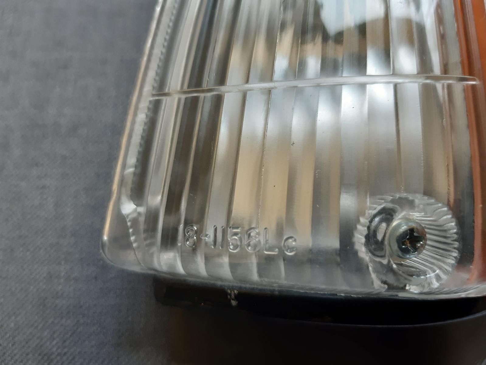 1986 TOYOTA COROLLA Left Indicator/Fog/Side Contact us for Photo