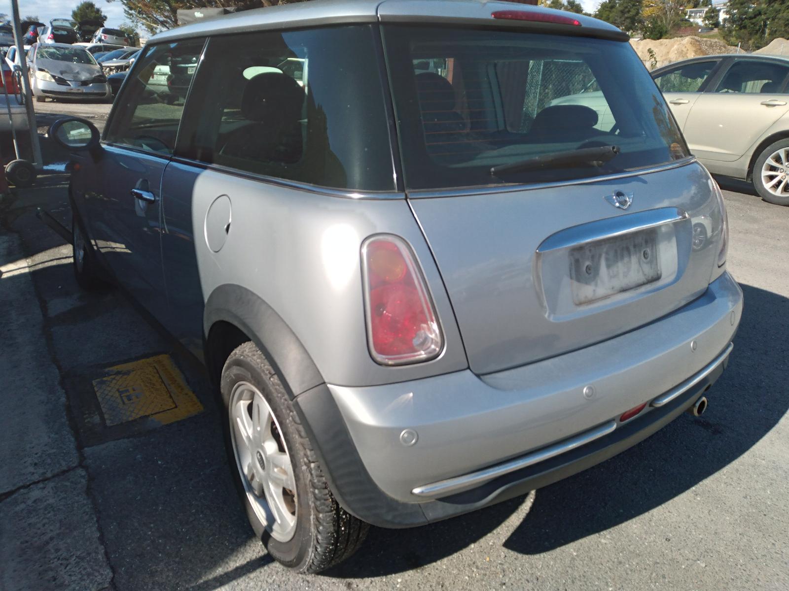 2005 MINI COOPER Right Guard Contact us for Photo