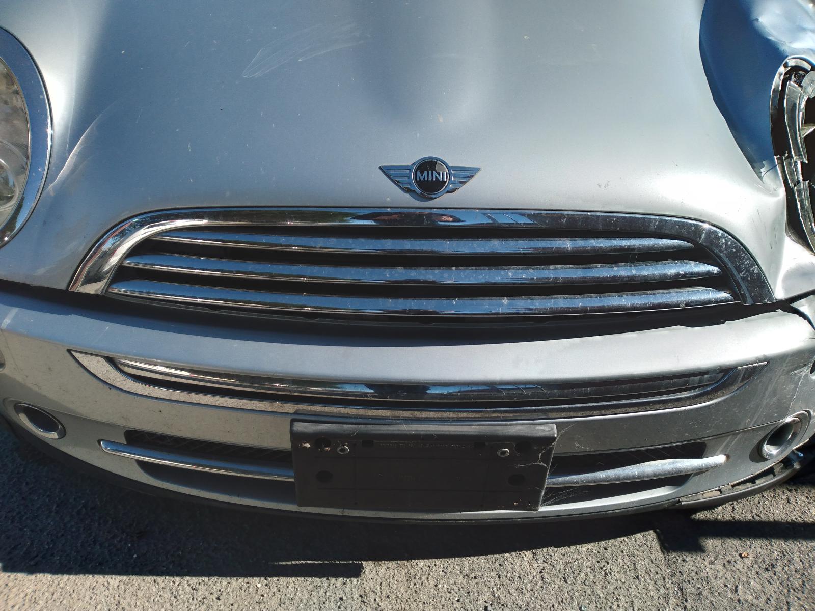 2005 MINI COOPER Right Guard Contact us for Photo