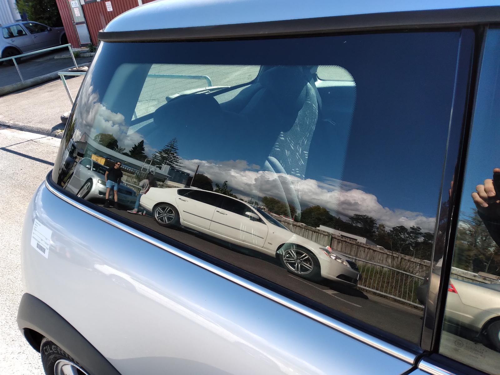 2005 MINI COOPER Right Guard Contact us for Photo