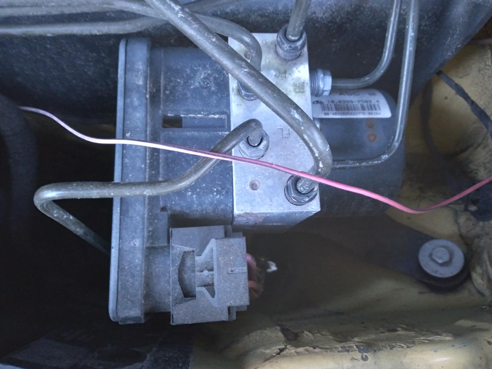 2002 MINI COOPER Seatbelt/Stalk Contact us for Photo