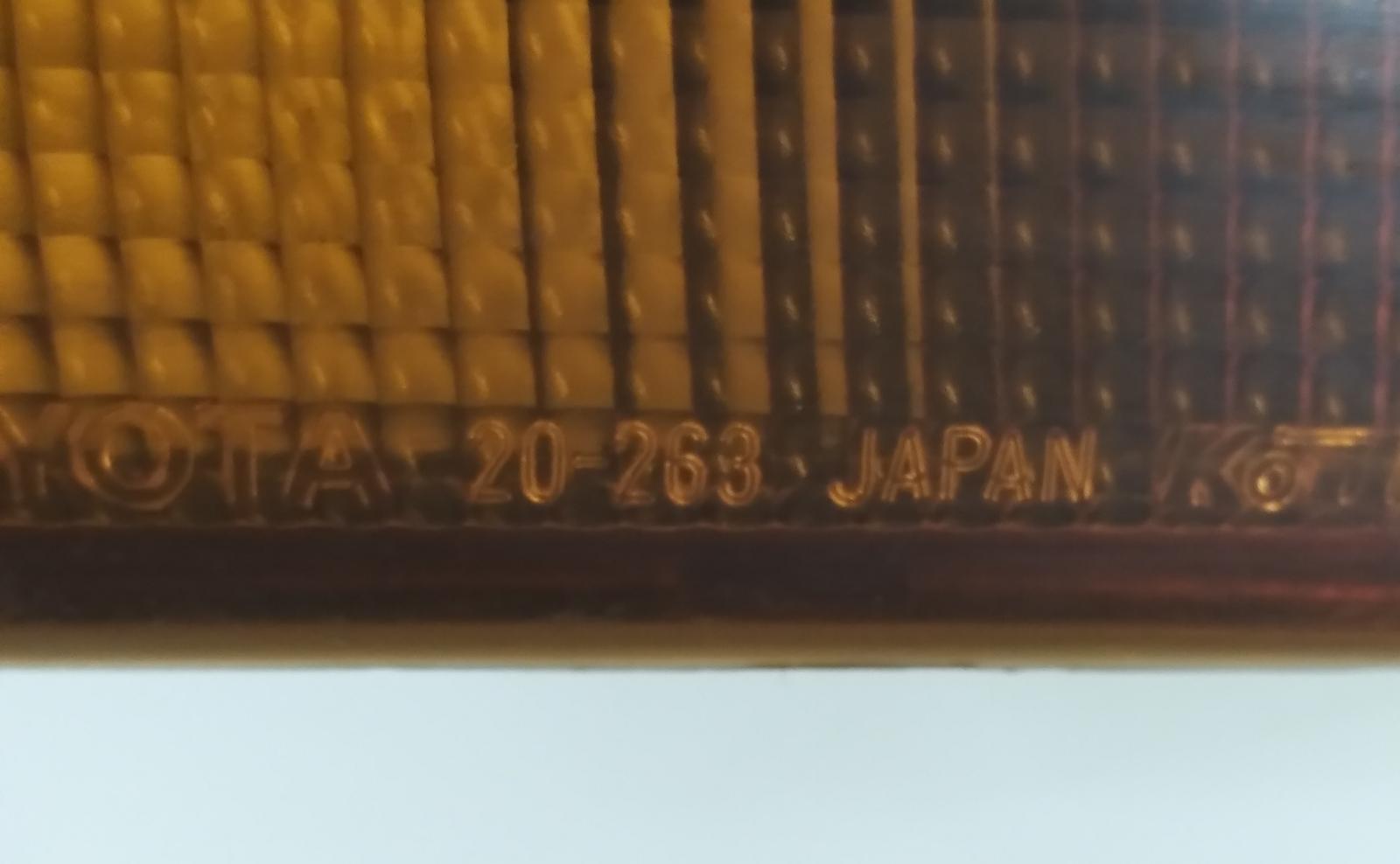 1990 TOYOTA CORONA Left Indicator/Fog/Side Contact us for Photo