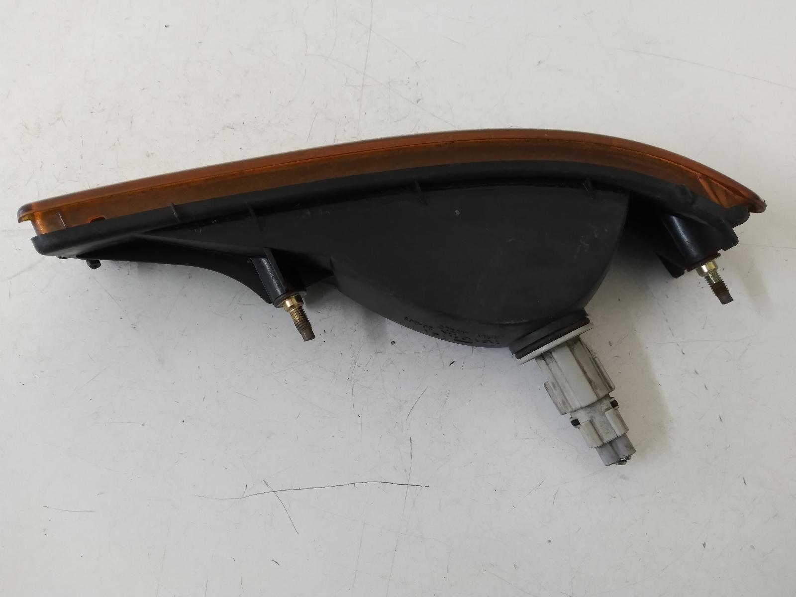 1990 TOYOTA CORONA Left Indicator/Fog/Side Contact us for Photo