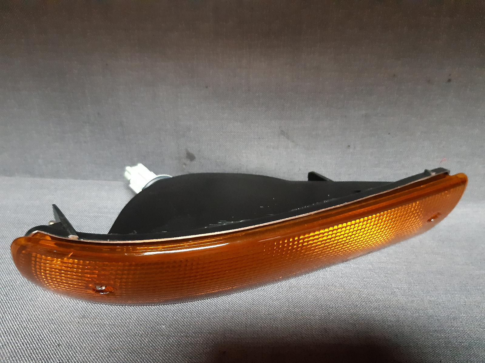 1990 TOYOTA CORONA Right Indicator/Fog/Side Contact us for Photo
