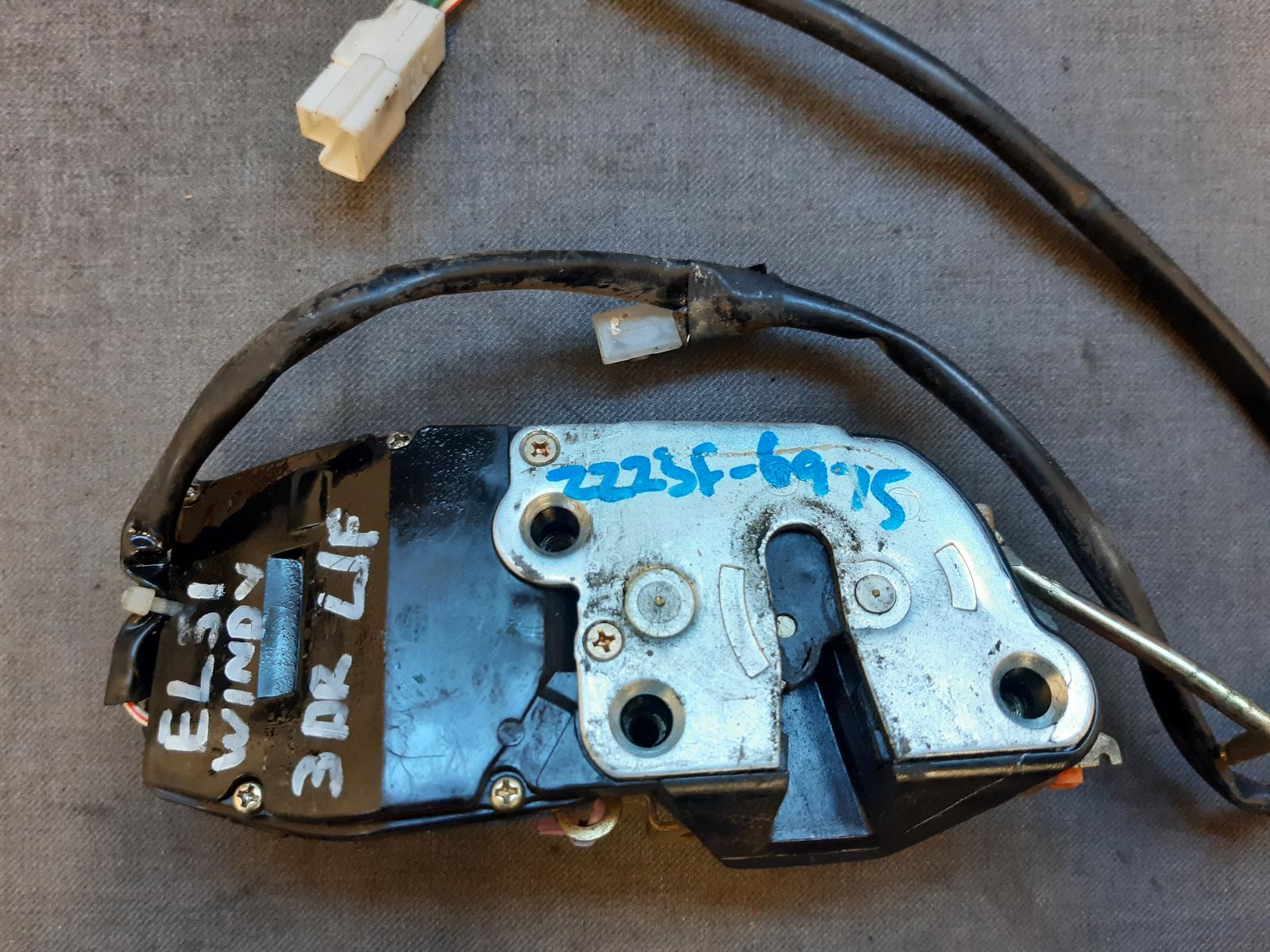 1995 TOYOTA TERCEL Door/Boot/Gate Lock Contact us for Photo
