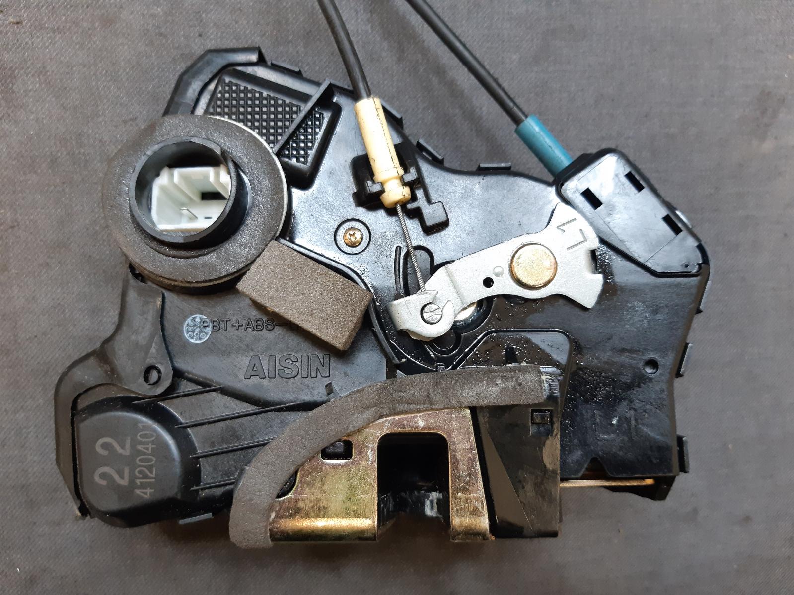 2004 TOYOTA IST (NZ ONLY) Door/Boot/Gate Lock Contact us for Photo