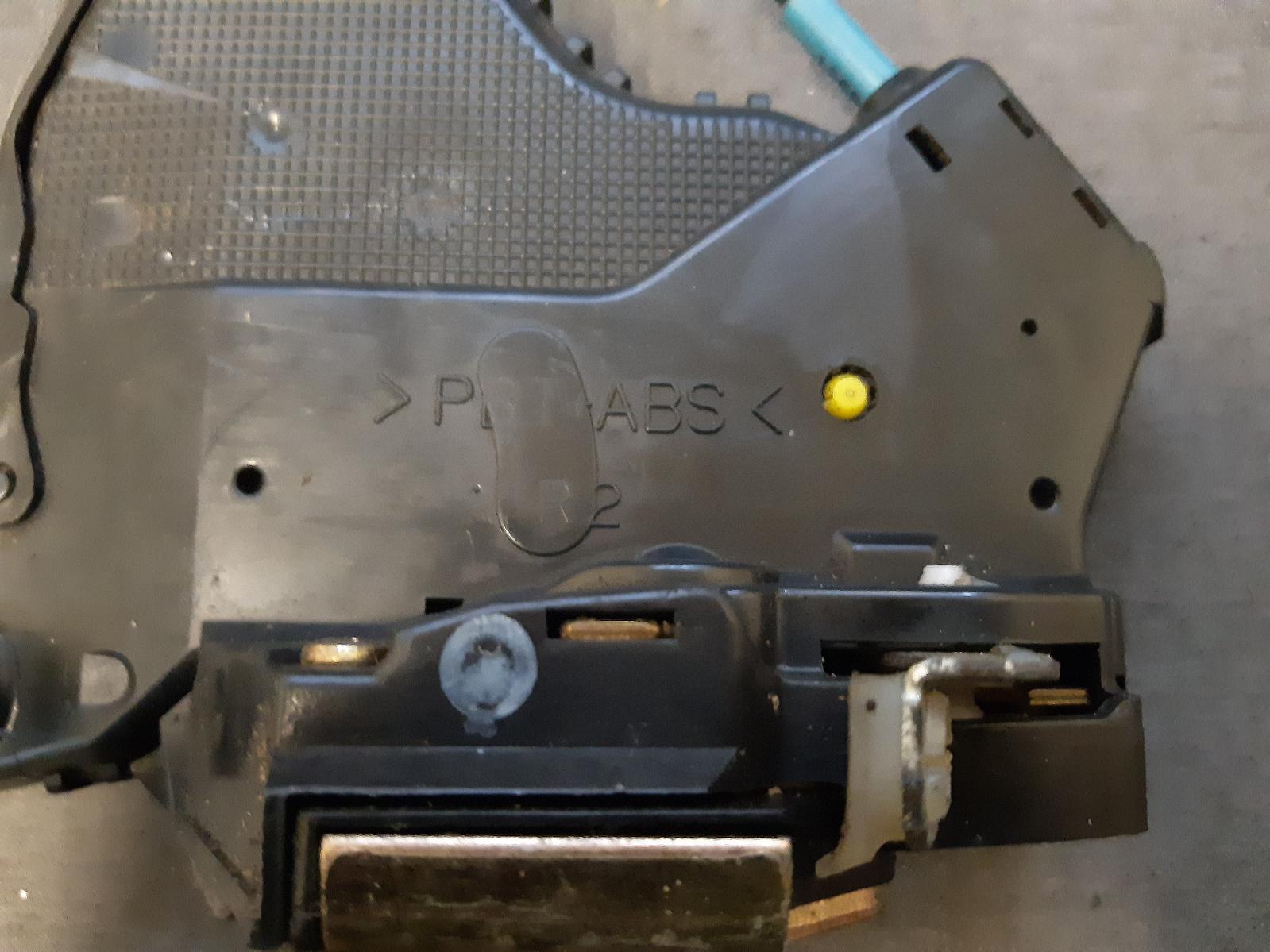 2004 TOYOTA IST (NZ ONLY) Door/Boot/Gate Lock Contact us for Photo