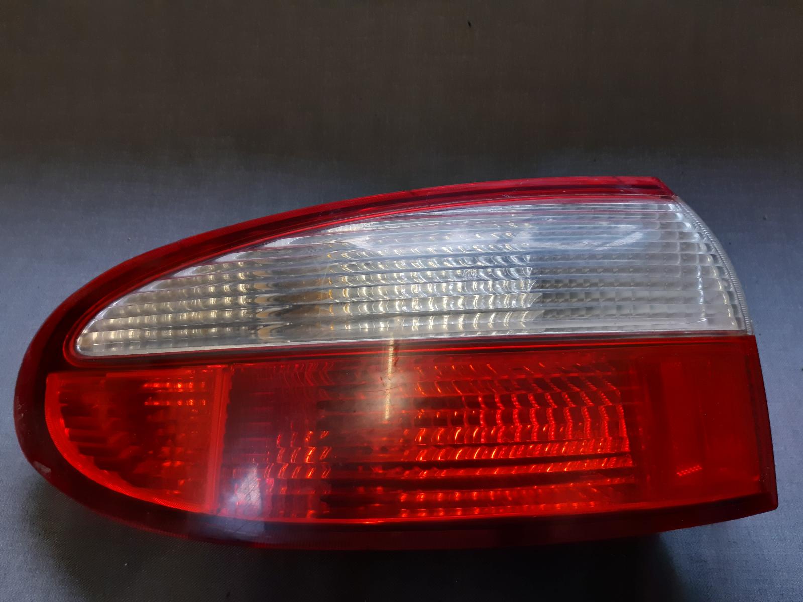 View Auto part Left Taillight DAEWOO LANOS 1997