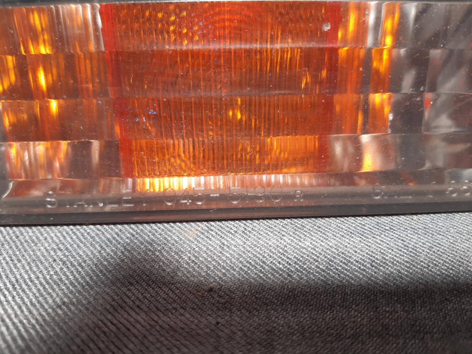 1988 HONDA ACCORD Right Indicator/Fog/Side Contact us for Photo