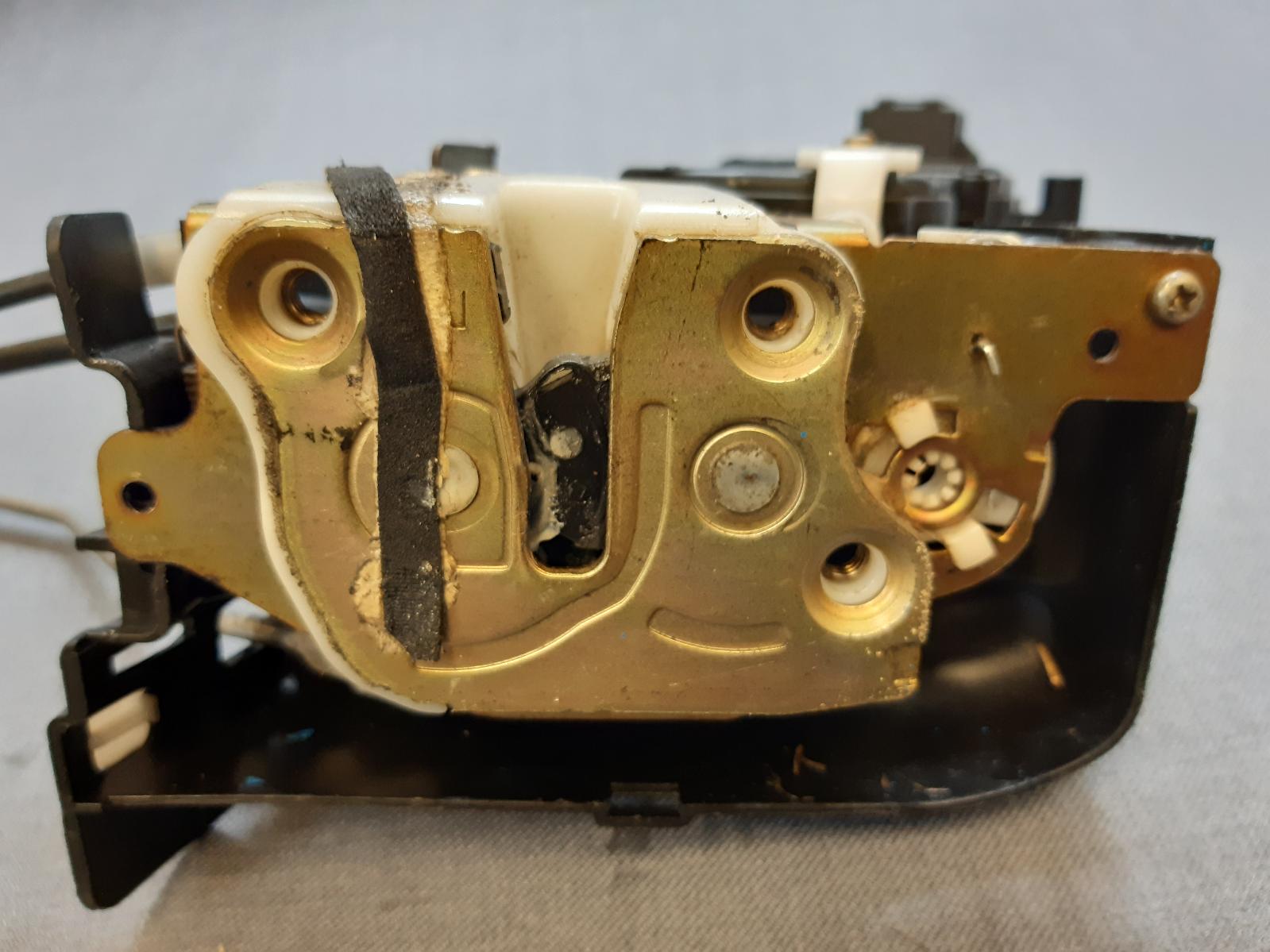2005 MAZDA 6 Door/Boot/Gate Lock Contact us for Photo