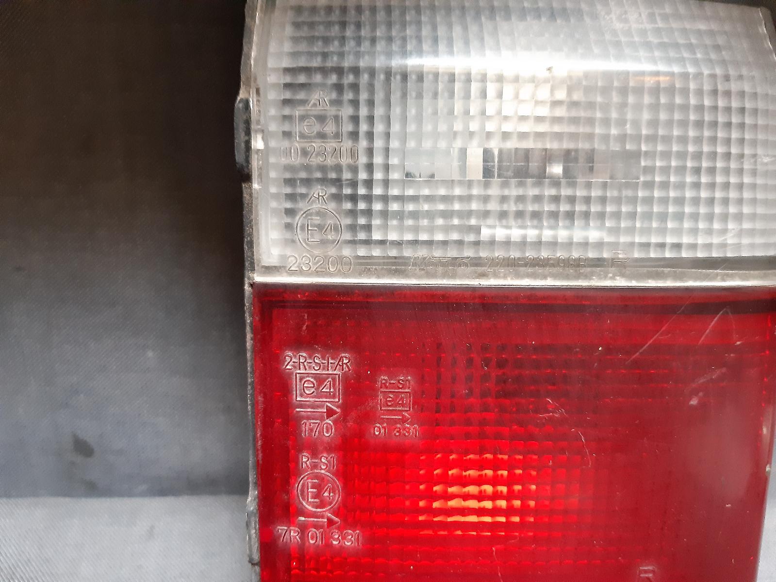 1993 NISSAN PATHFINDER Right Taillight Contact us for Photo