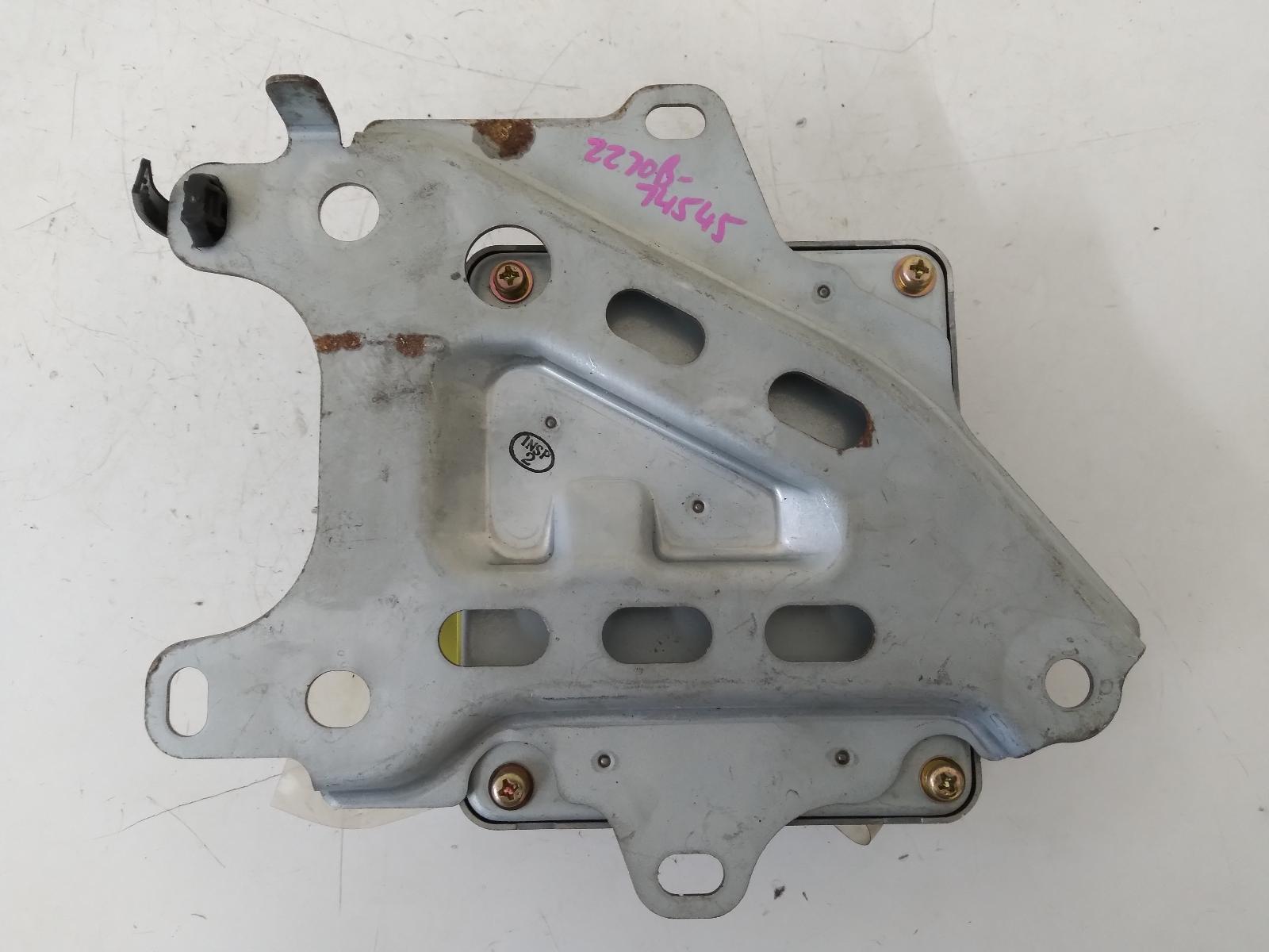 2002 LEXUS IS200/IS300 Airbag Module/Sensor Contact us for Photo