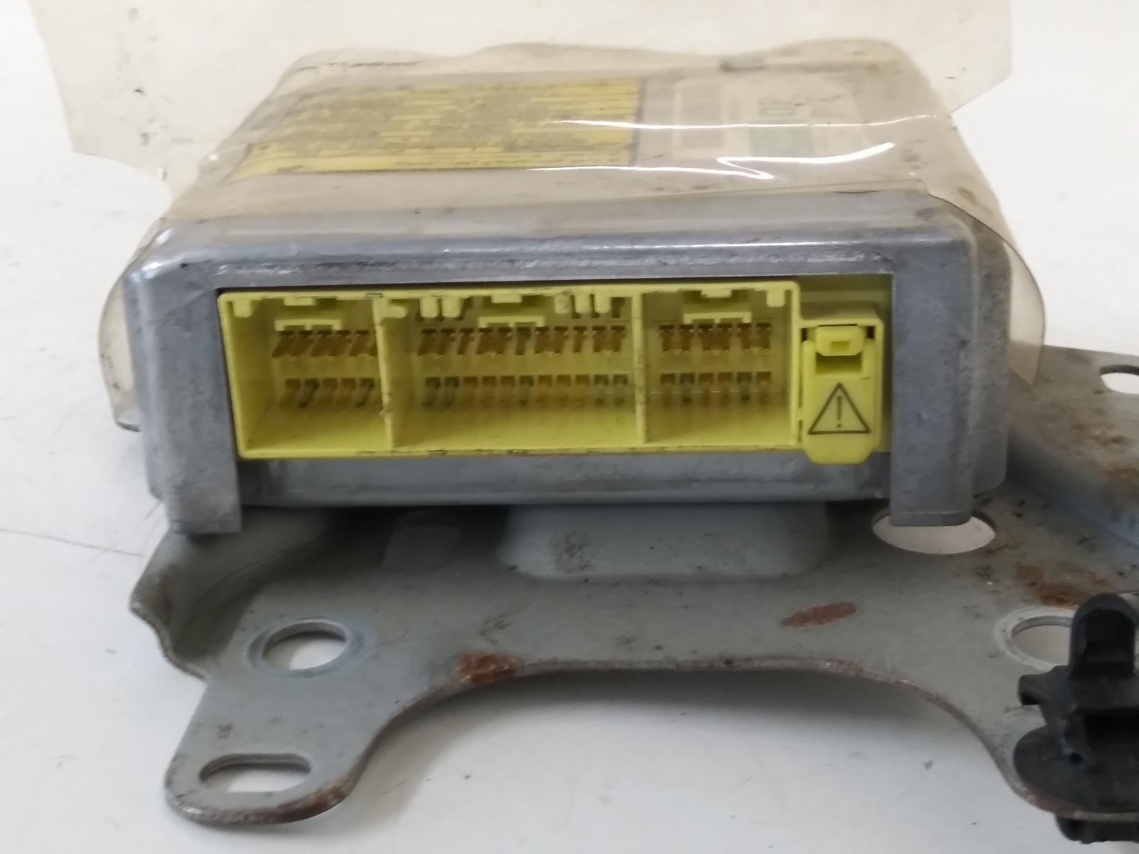 2002 LEXUS IS200/IS300 Airbag Module/Sensor Contact us for Photo
