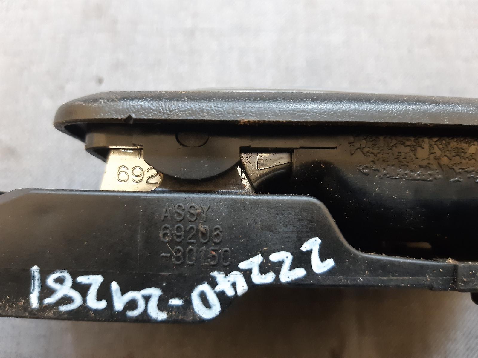 2002 LEXUS IS200/IS300 Door Handle Contact us for Photo