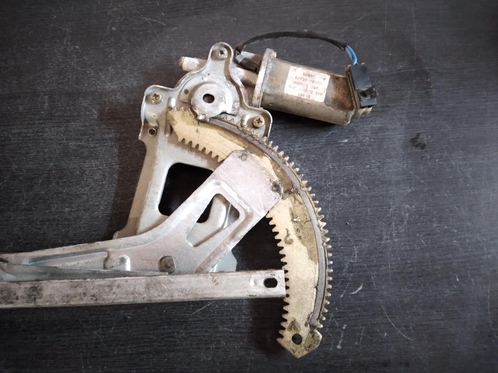 1995 NISSAN BLUEBIRD Right Front Window Reg/Motor Contact us for Photo
