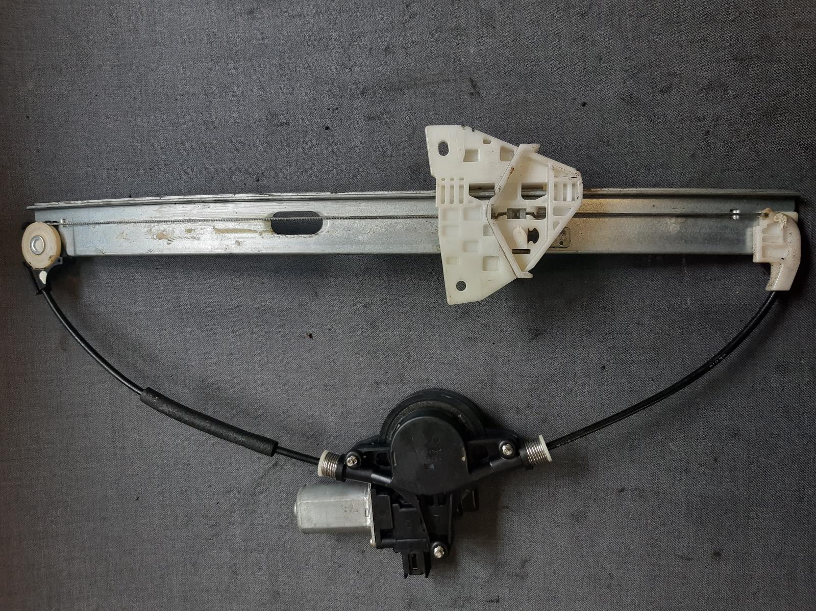 2008 MAZDA 2 Right Front Window Reg/Motor Contact us for Photo