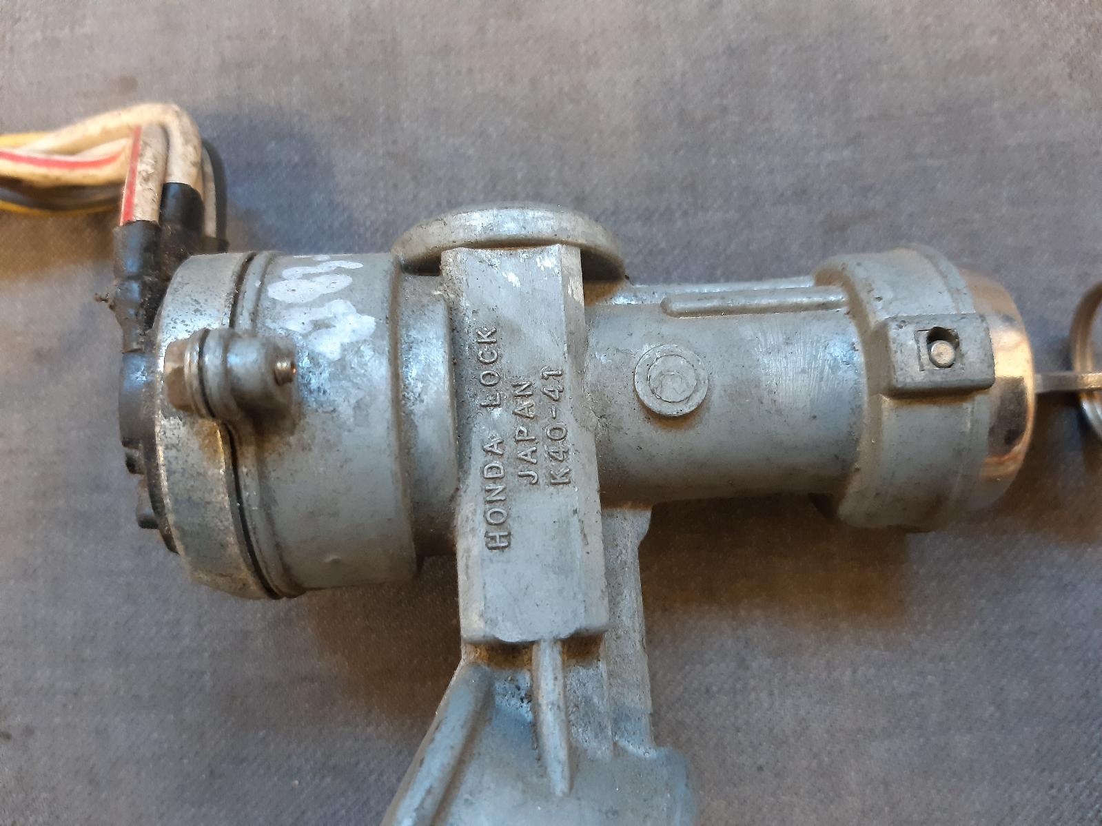 1985 HONDA CIVIC Ignition W/ Key Contact us for Photo