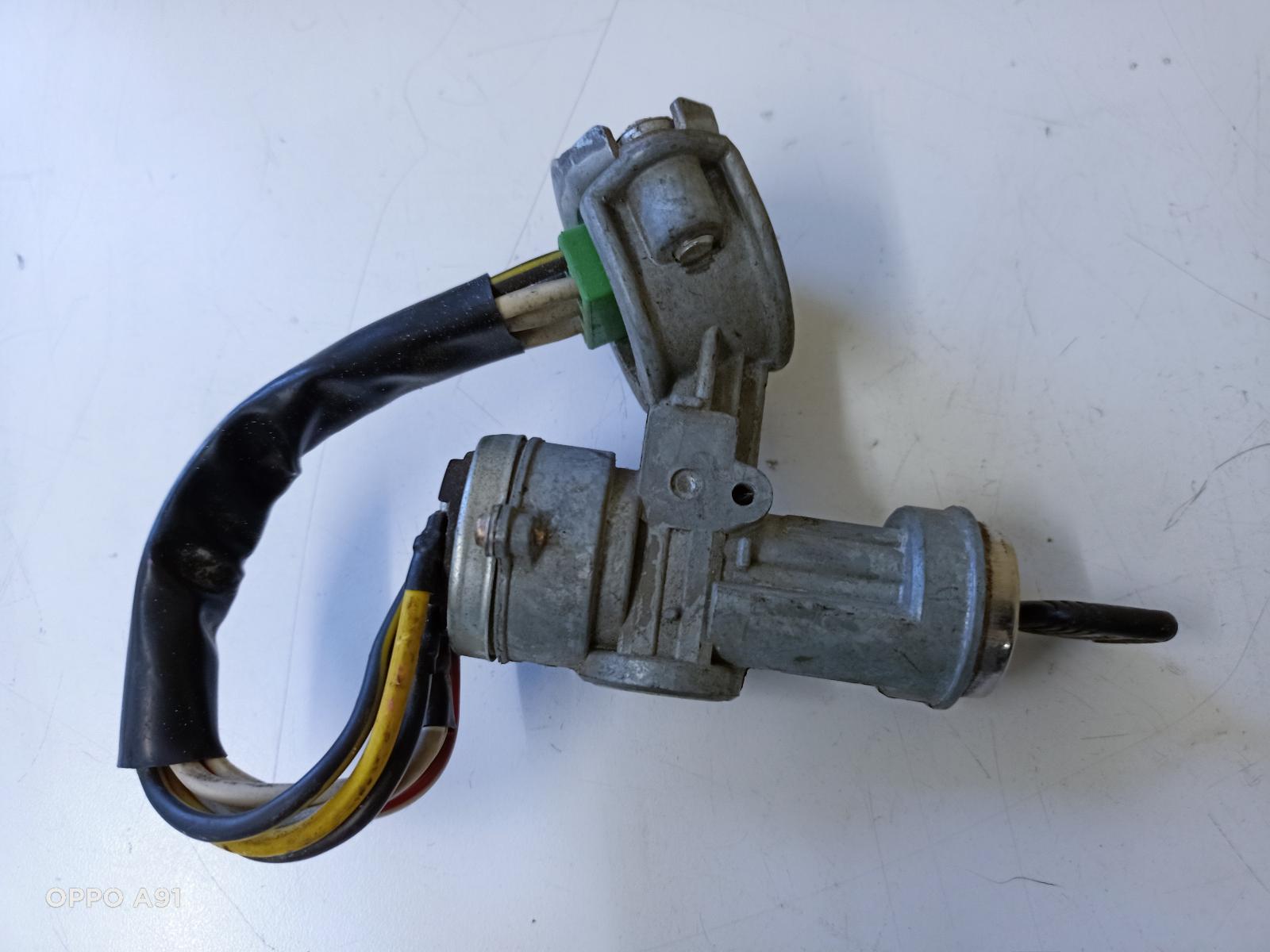 1985 HONDA CIVIC Ignition W/ Key Contact us for Photo