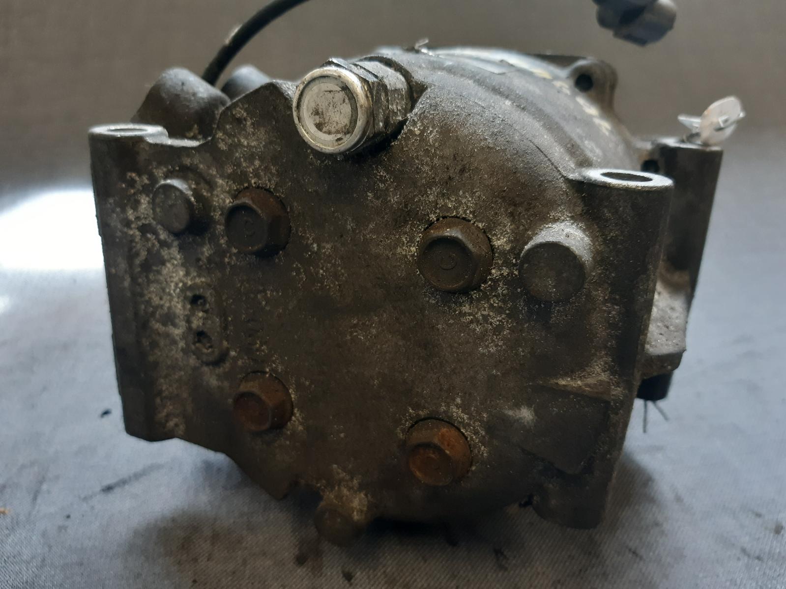 1996 HONDA CRV A/C Compressor Contact us for Photo
