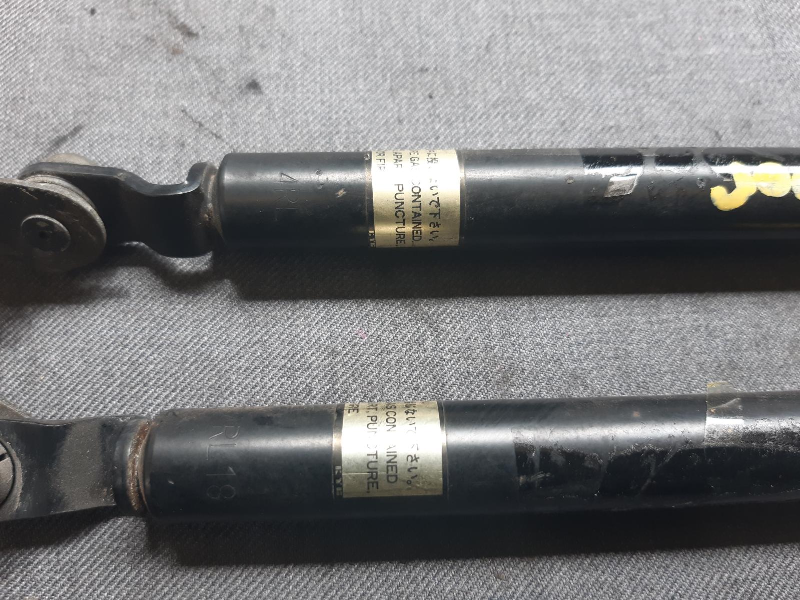 1992 TOYOTA STARLET Hatch Strut Contact us for Photo