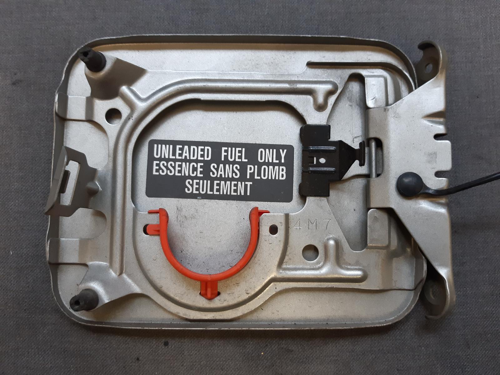 2005 NISSAN PULSAR Fuel Door / Filler Contact us for Photo