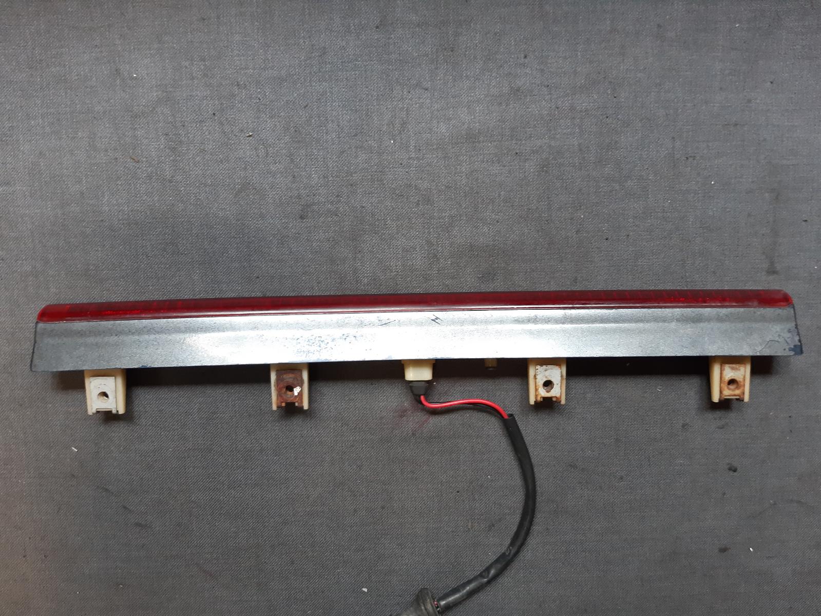 1992 NISSAN PRIMERA High Level Stoplight Contact us for Photo