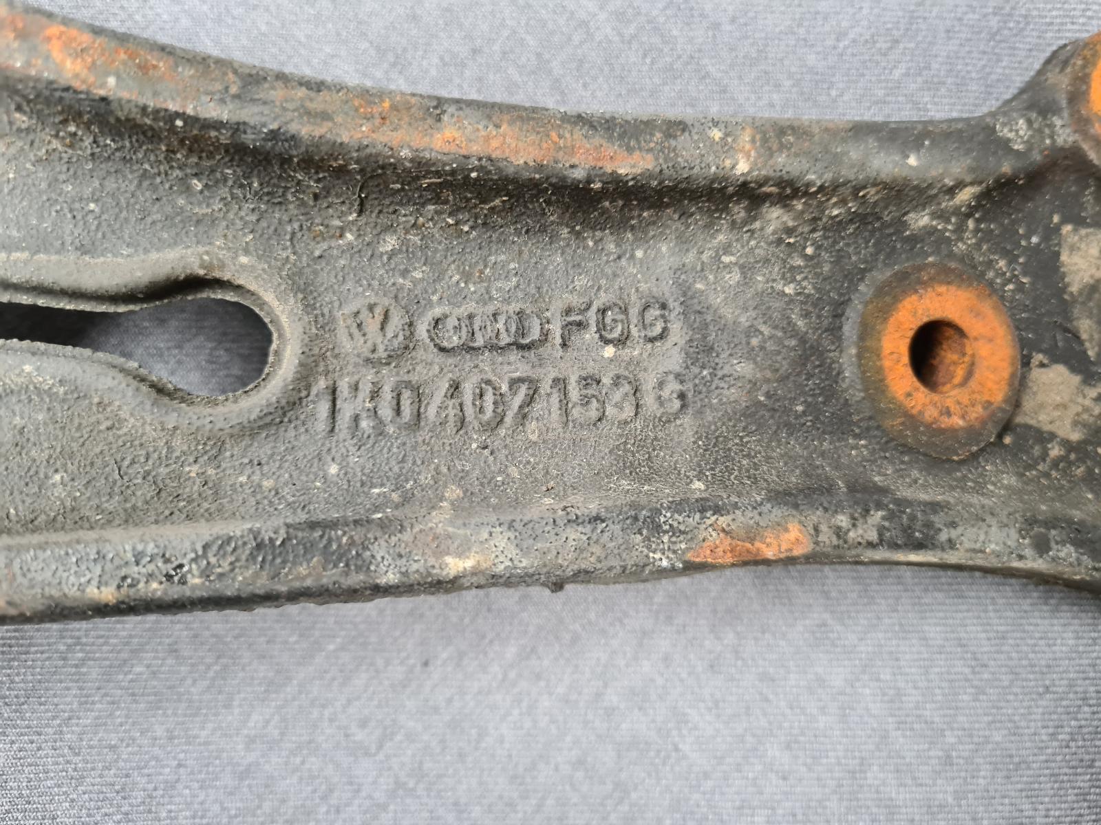 2007 VOLKSWAGEN GOLF Right Front Lower Control Arm Contact us for Photo