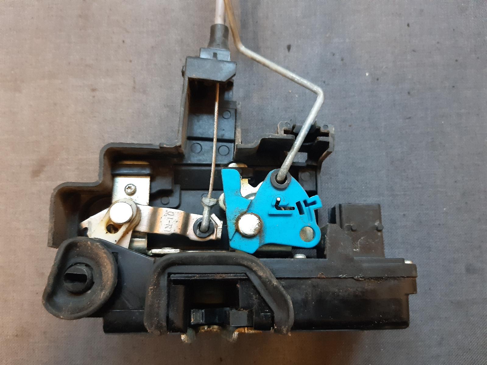 2012 HOLDEN CAPTIVA Door/Boot/Gate Lock Contact us for Photo