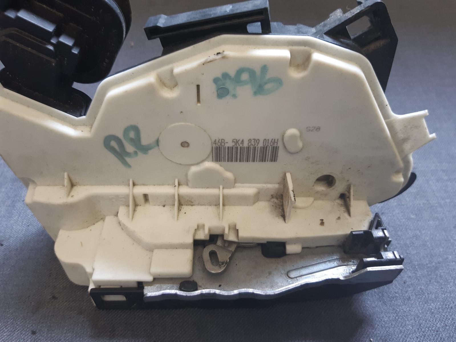 2011 VOLKSWAGEN GOLF Door/Boot/Gate Lock Contact us for Photo