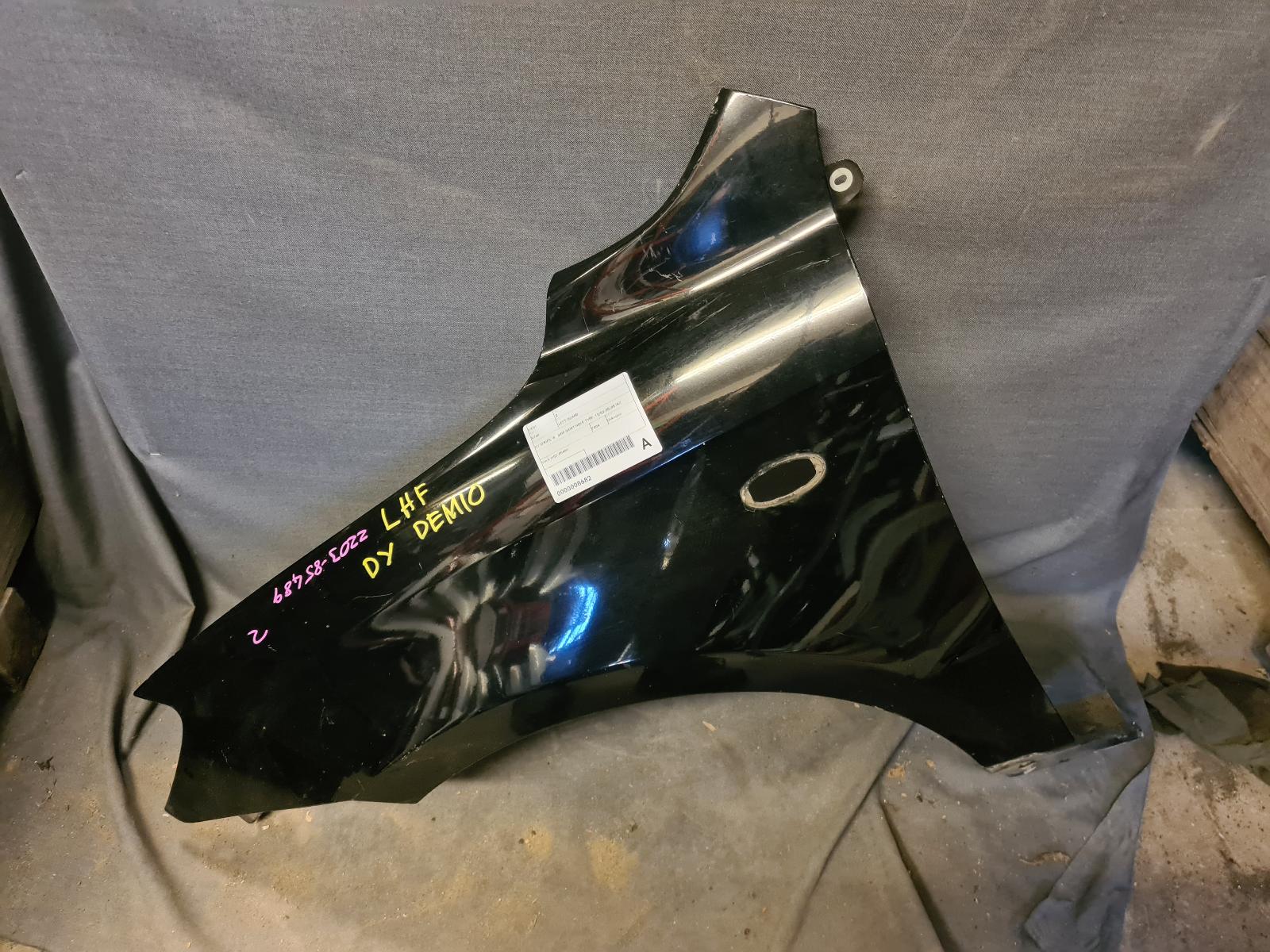 View Auto part Left Guard MAZDA 2 2004