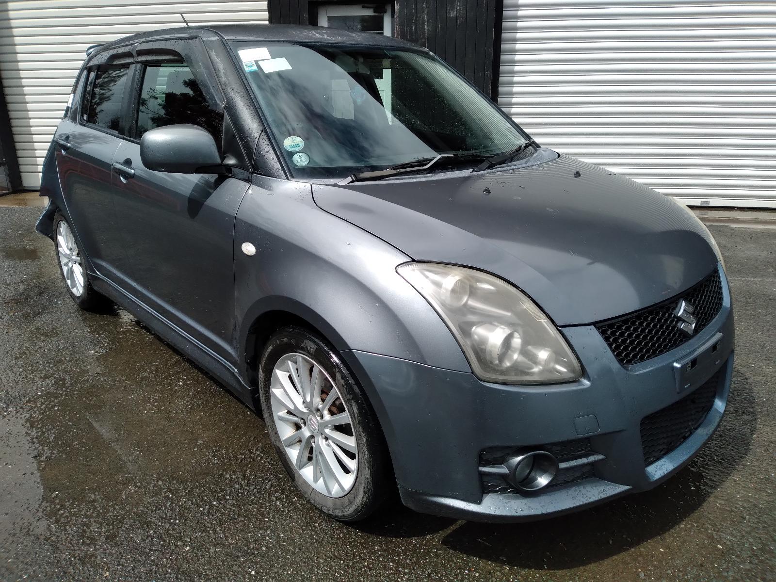 Image for a SUZUKI SWIFT 2006 5_DOOR Hatchback Breaking