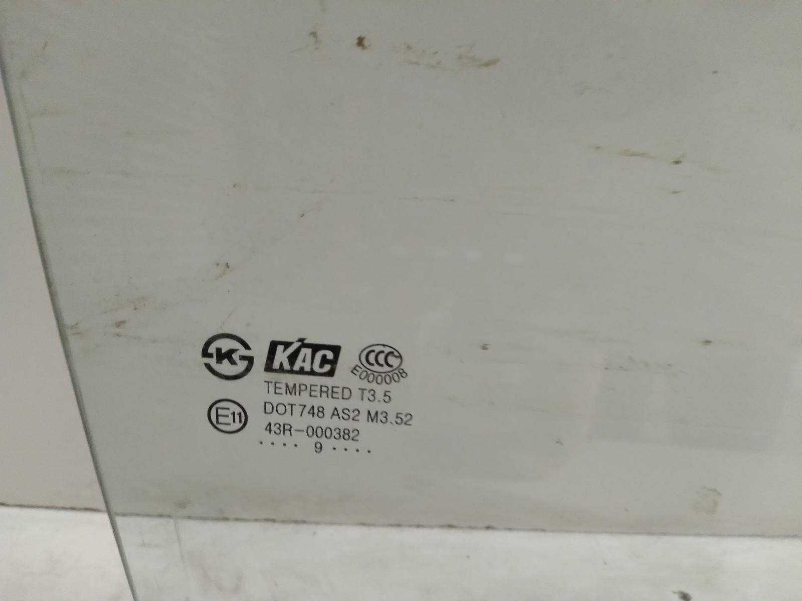 2009 HOLDEN CAPTIVA Right Rear Door Window Contact us for Photo