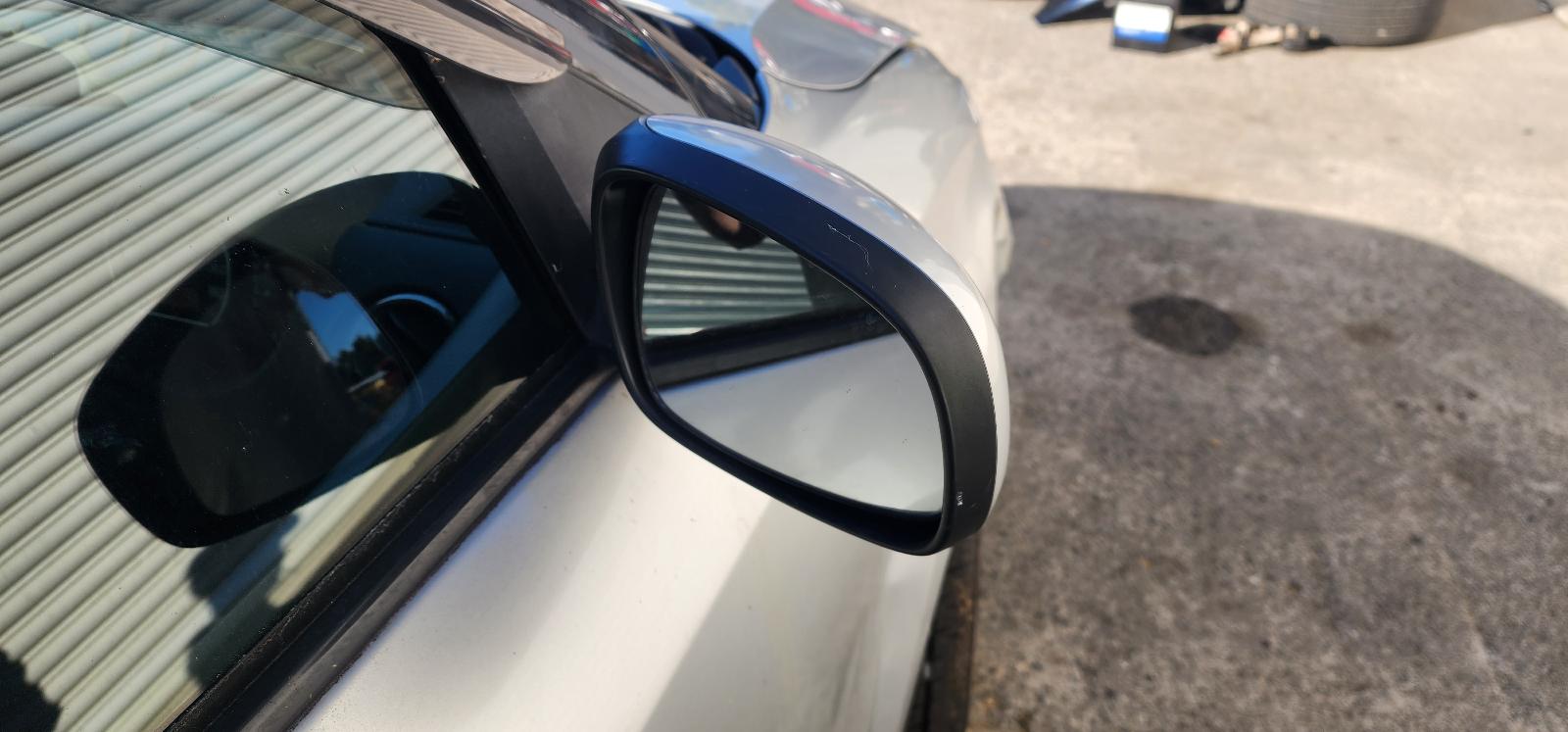2008 SUZUKI SWIFT Right Rear Door Window Contact us for Photo