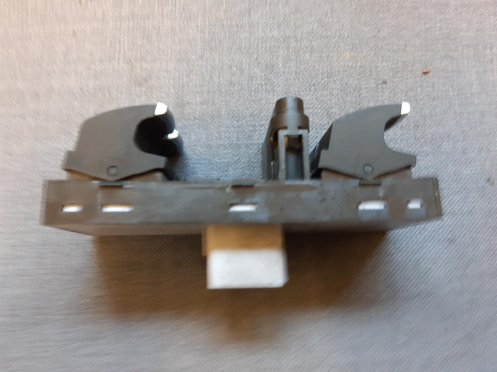 2006 VOLKSWAGEN GOLF Pwr Dr Wind Switch Contact us for Photo