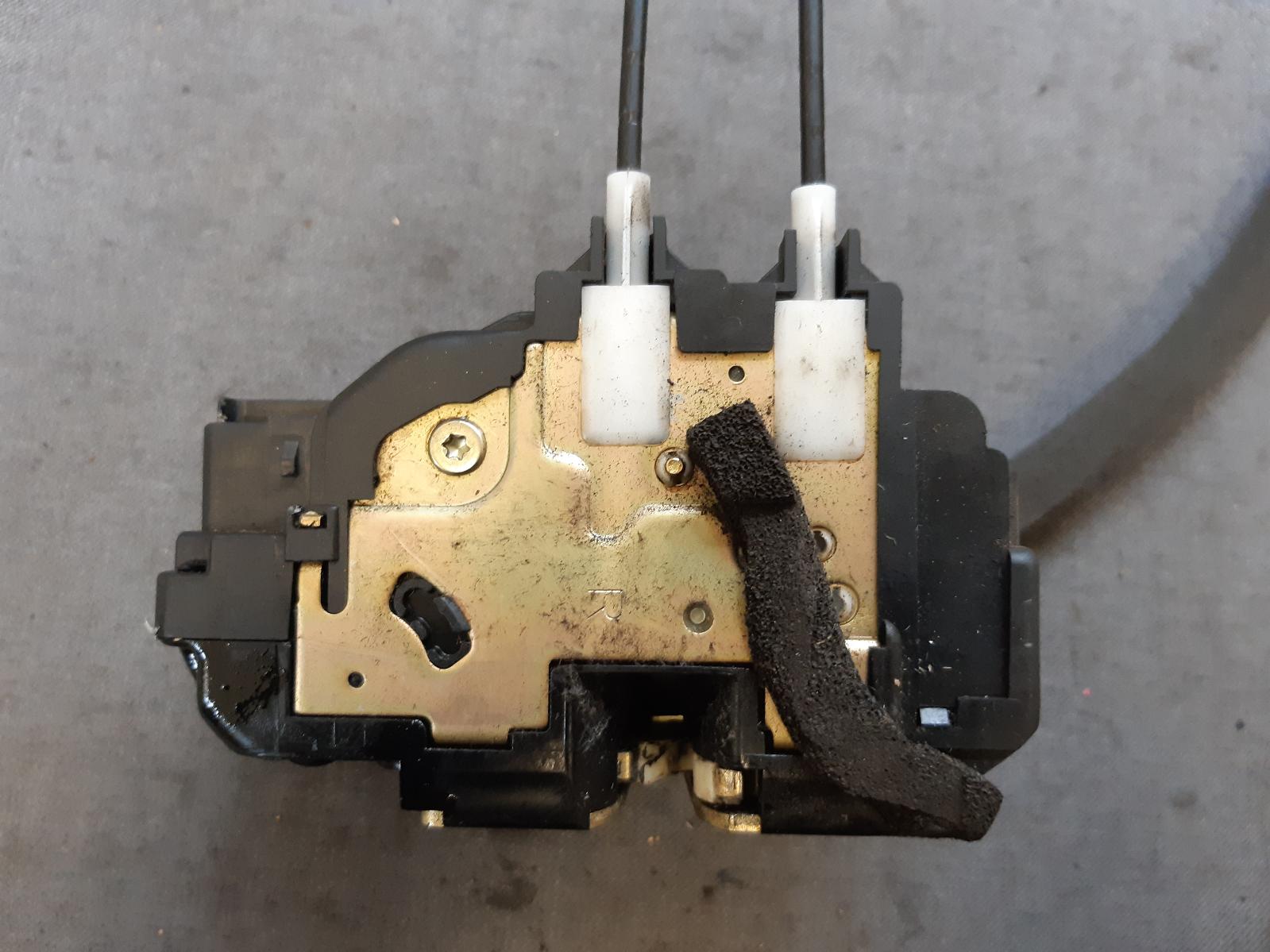 2007 NISSAN TIIDA Door/Boot/Gate Lock Contact us for Photo