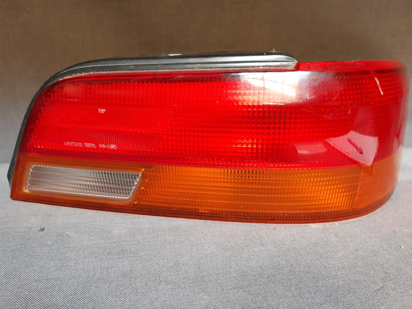 View Auto part Right Taillight TOYOTA LEVIN 1997