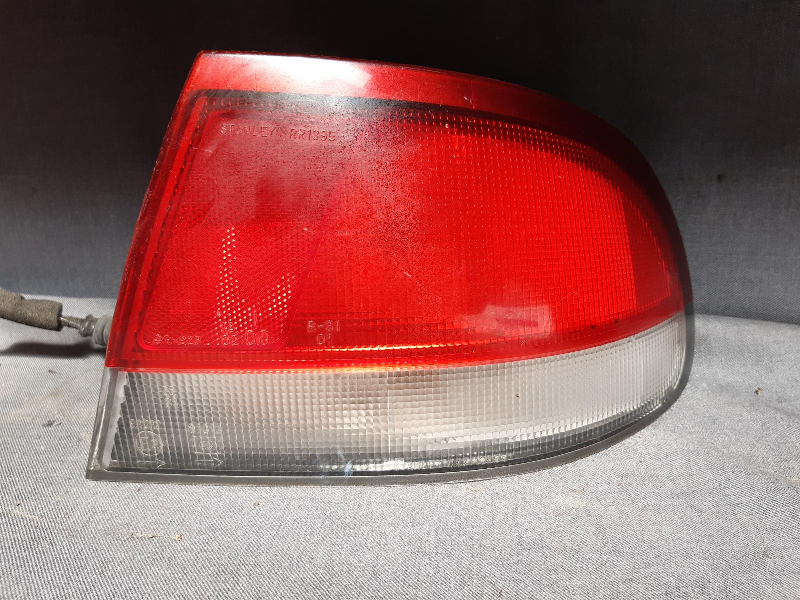 View Auto part Right Taillight MAZDA 626 1993