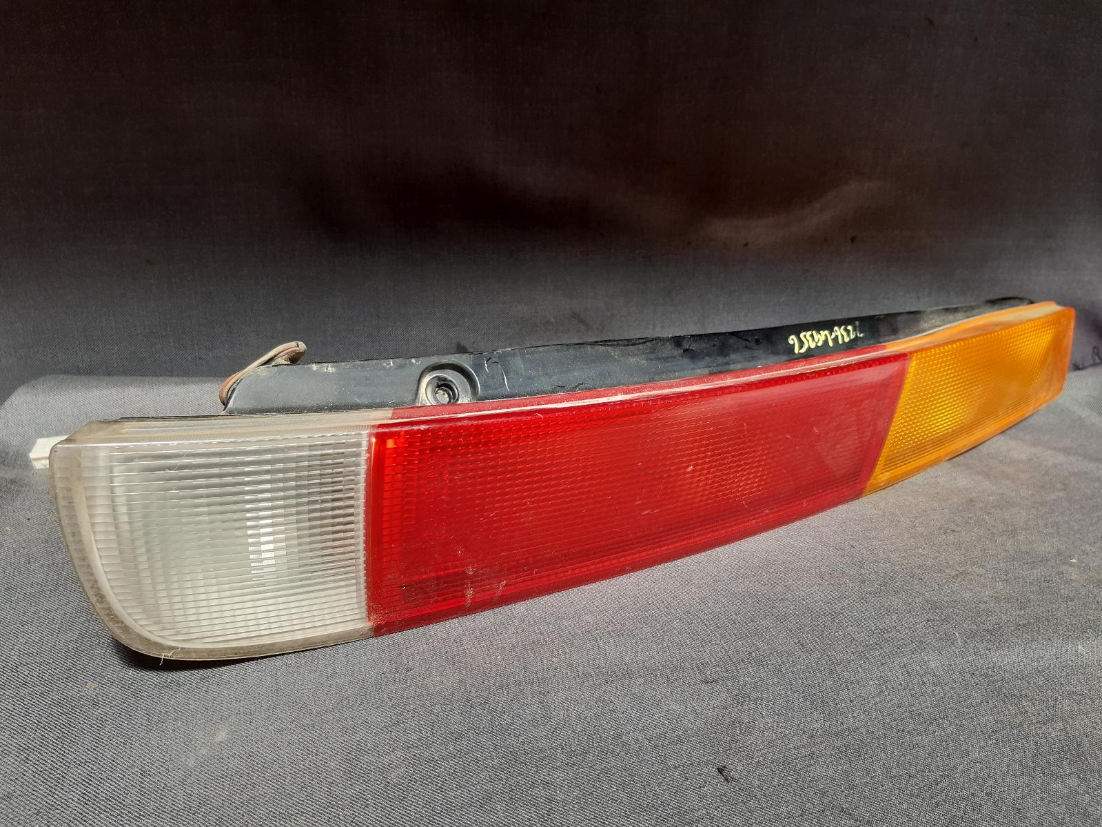 View Auto part Right Taillight TOYOTA CARIB 1998