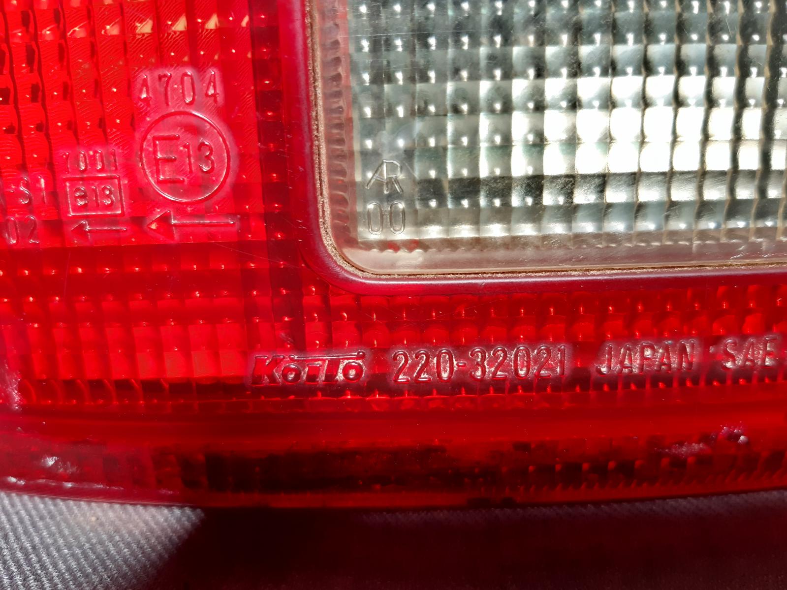 1995 SUZUKI BALENO Left Taillight Contact us for Photo