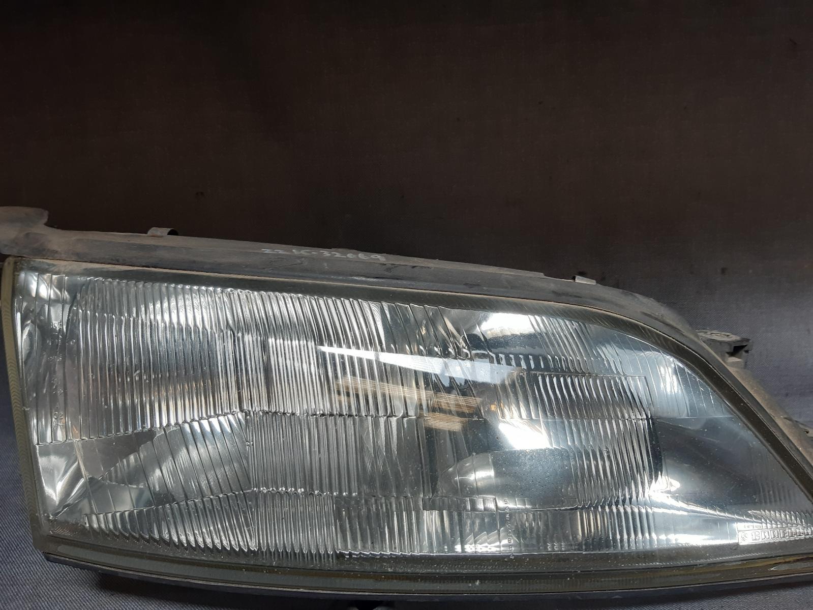 1997 HOLDEN VECTRA Right Headlamp Contact us for Photo