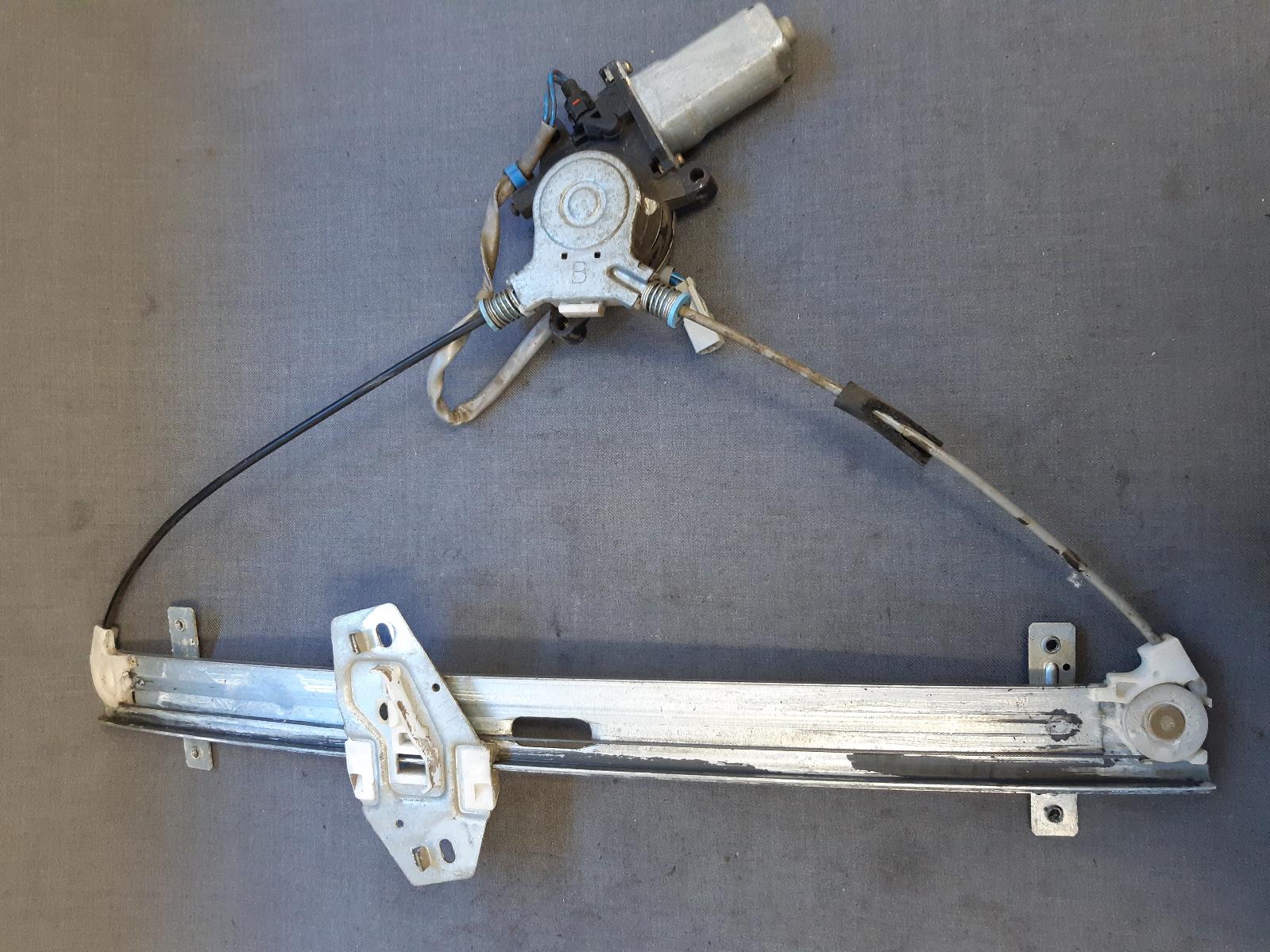 2000 HONDA ODYSSEY Left Front Window Reg/Motor Contact us for Photo