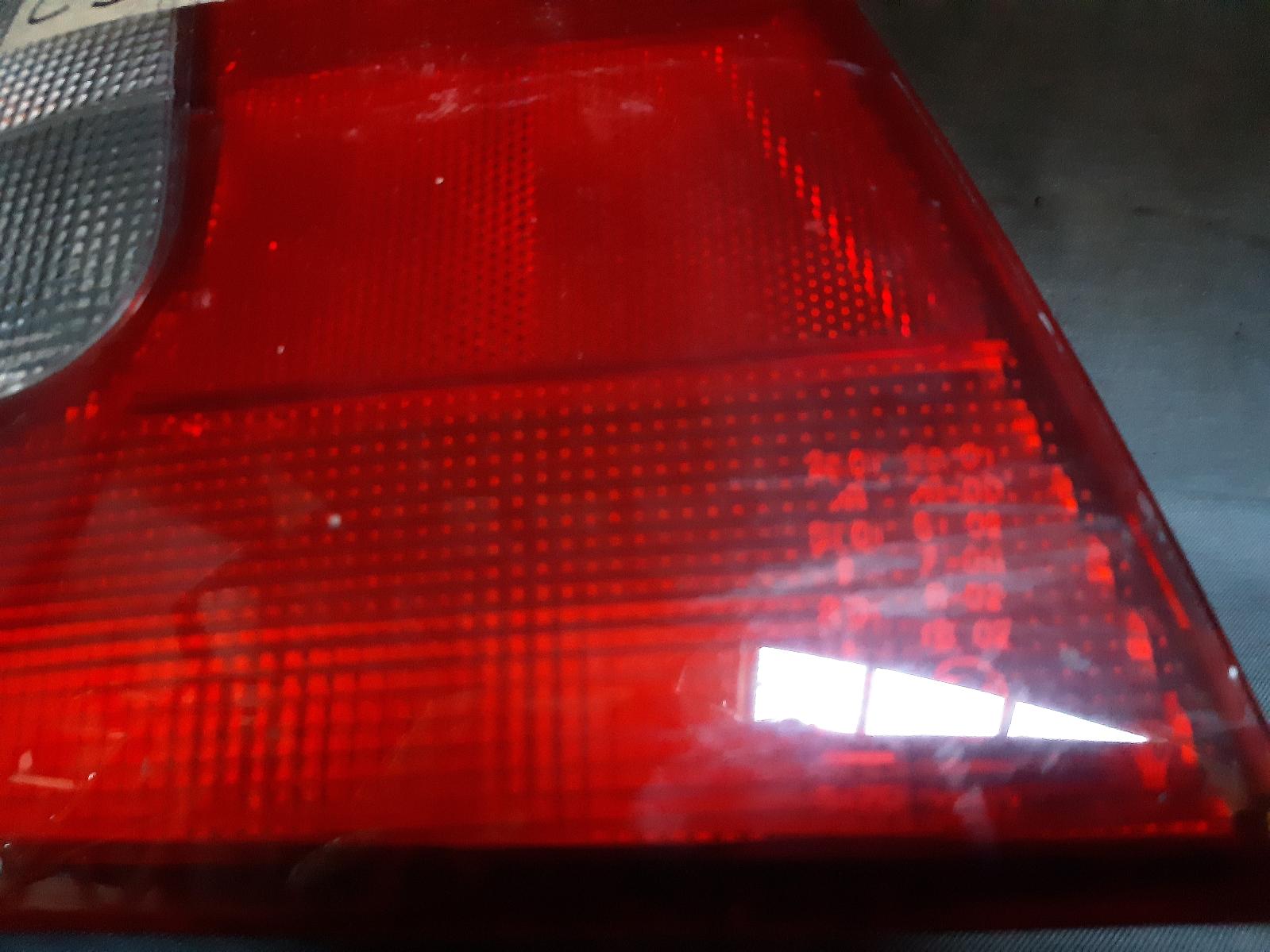 1998 DAEWOO NUBIRA Left Taillight Contact us for Photo